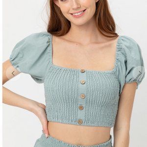 Square neck puff sleeve crop top